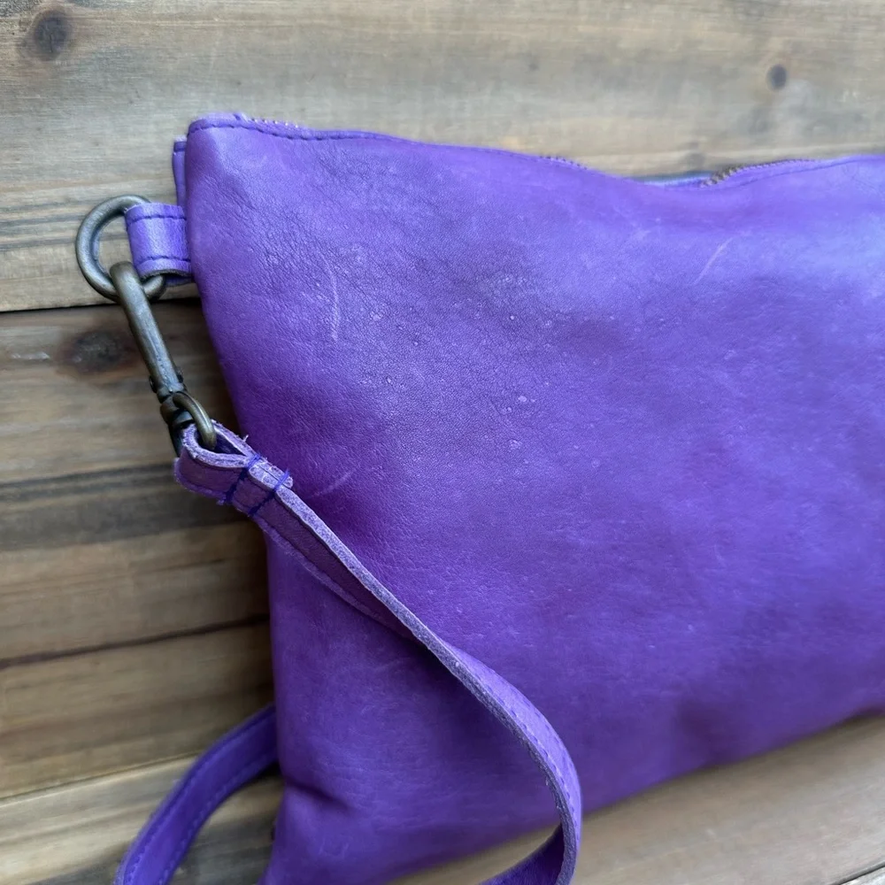 Viola Castellani Milano Studded Italian Leather ‘Star’ Patch Crossbody Handbag - Picture 9 of 14